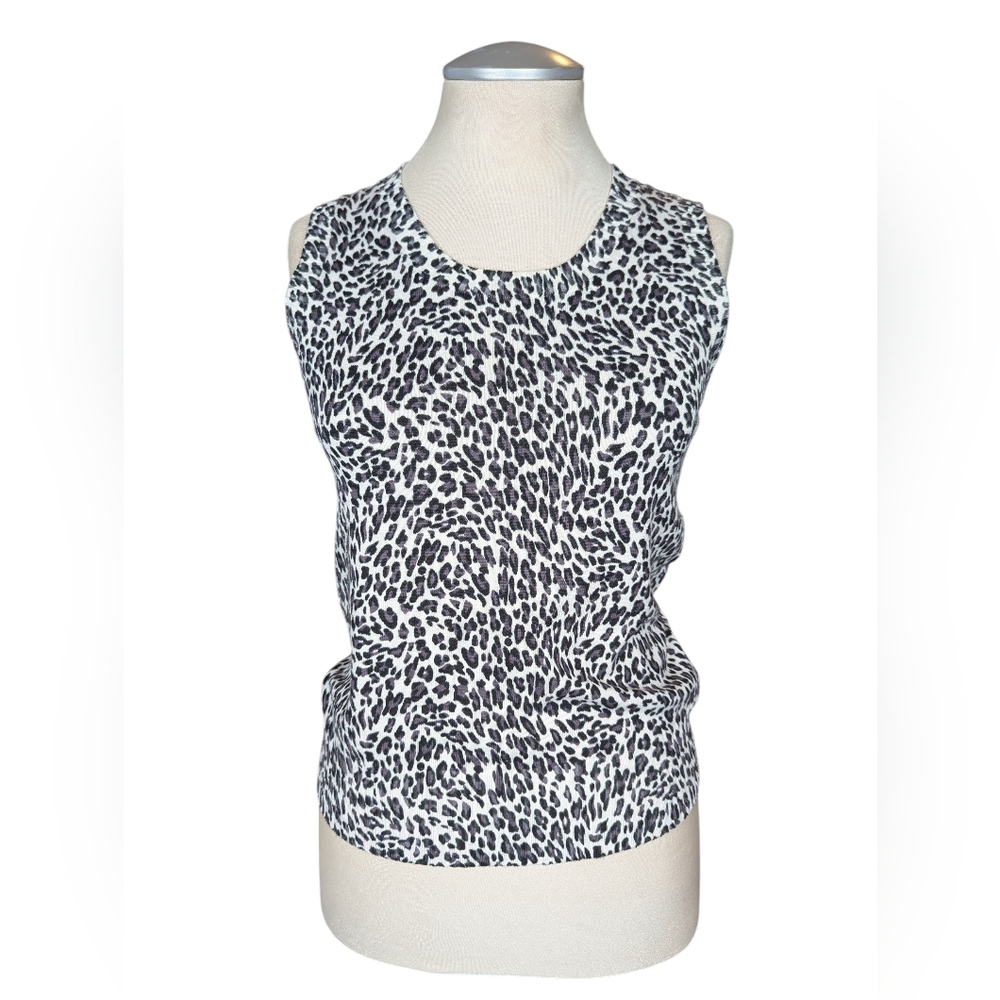 Isaac Mizrahi Form Fitting Black and White Fine Knit Leopard Print Tank Top